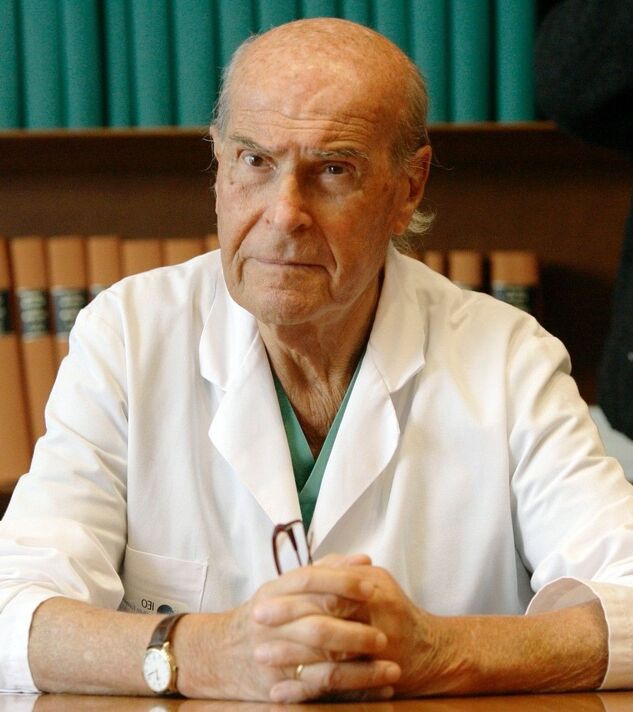 Doctor Urologist Luigi Bezamat